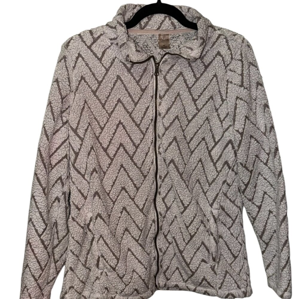 WHITE  WITH GOLDEN TRIANGLE PATTERN FULL ZIP UP
